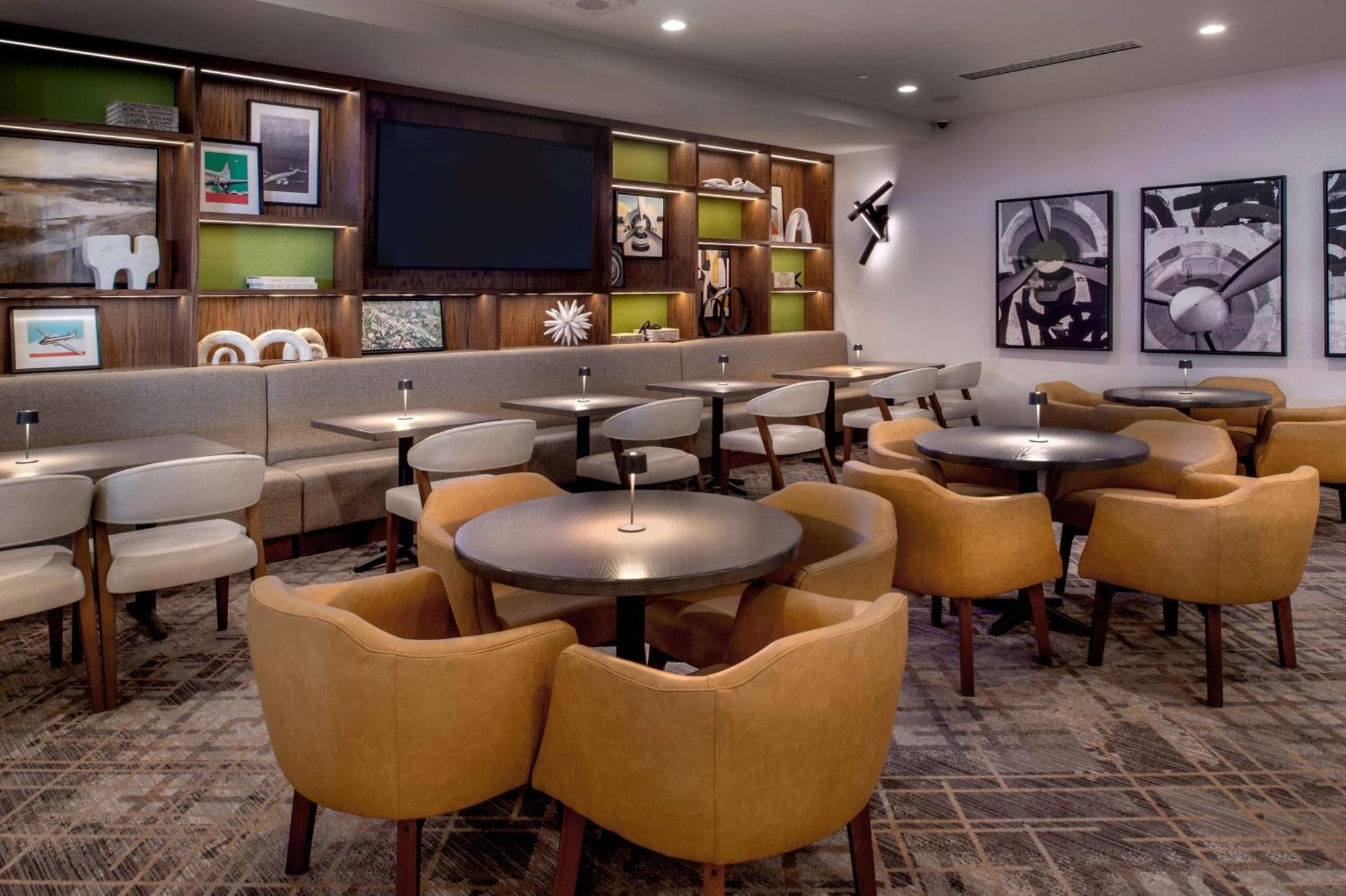 Hilton St. Louis Airport Otel Woodson Terrace Dış mekan fotoğraf